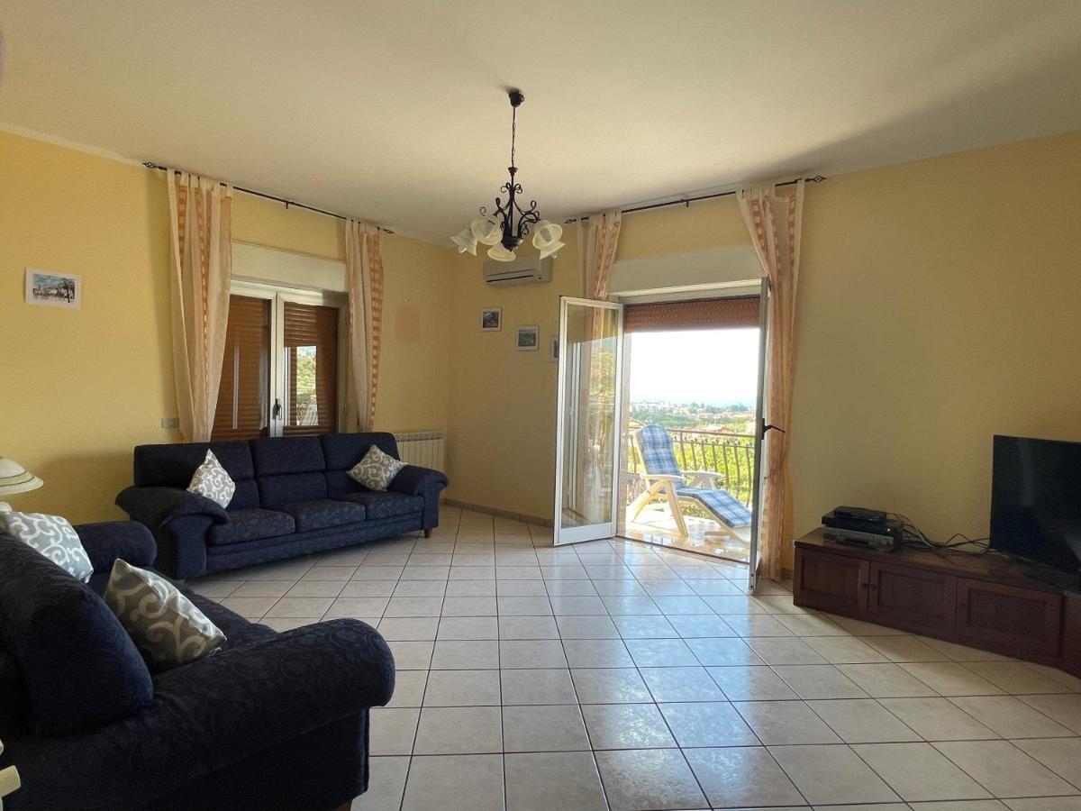 Pipa'S Suntrap Apartment Taormina Ngoại thất bức ảnh