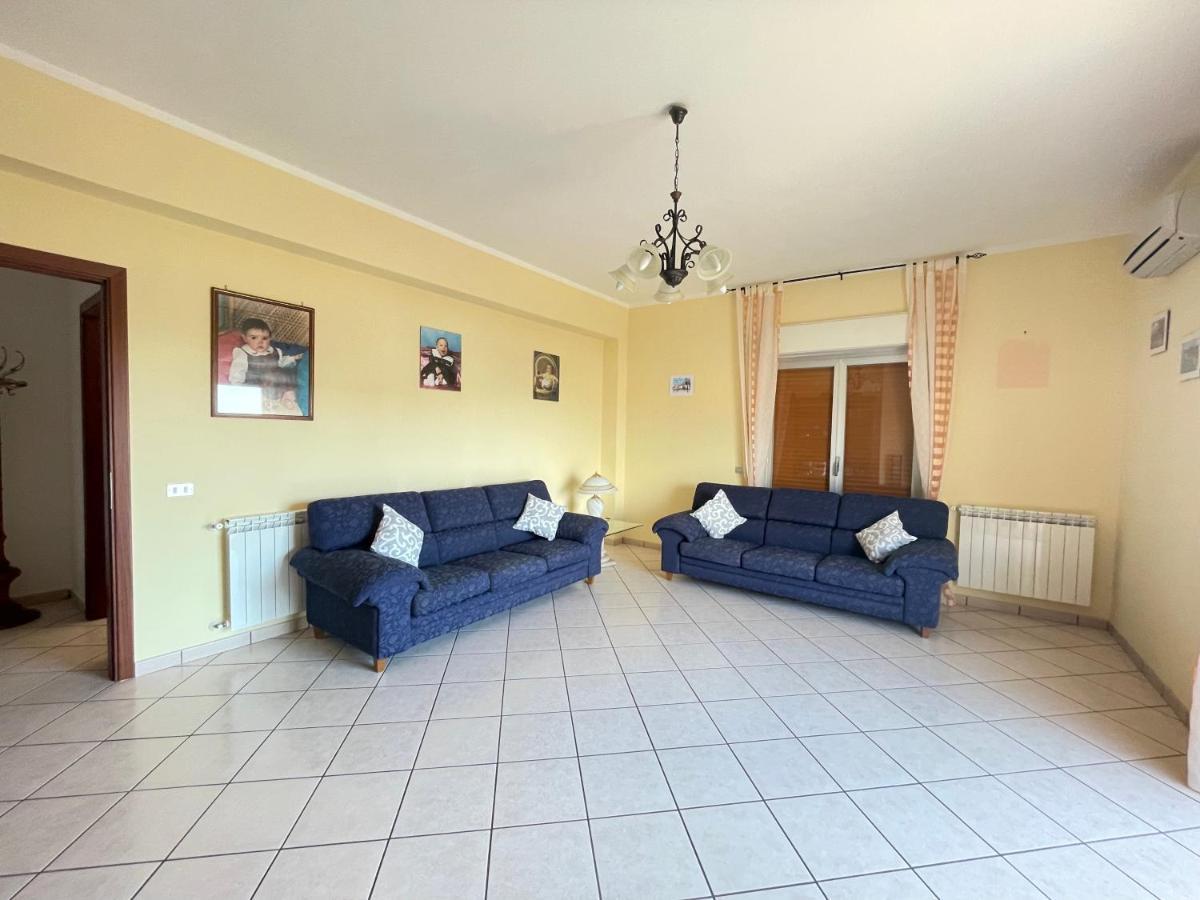 Pipa'S Suntrap Apartment Taormina Ngoại thất bức ảnh
